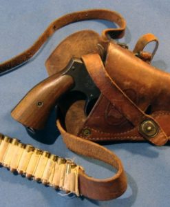 SOLD US NAVY MARKED SMITH & WESSON VICTORY REVOLVER & HOLSTER